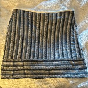 Patterned pencil/mini skirt